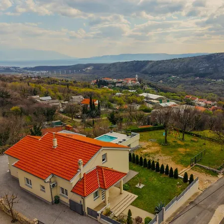 Pepinela - Villa